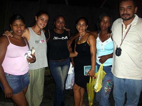 Girls with boys sex in Santo Domingo